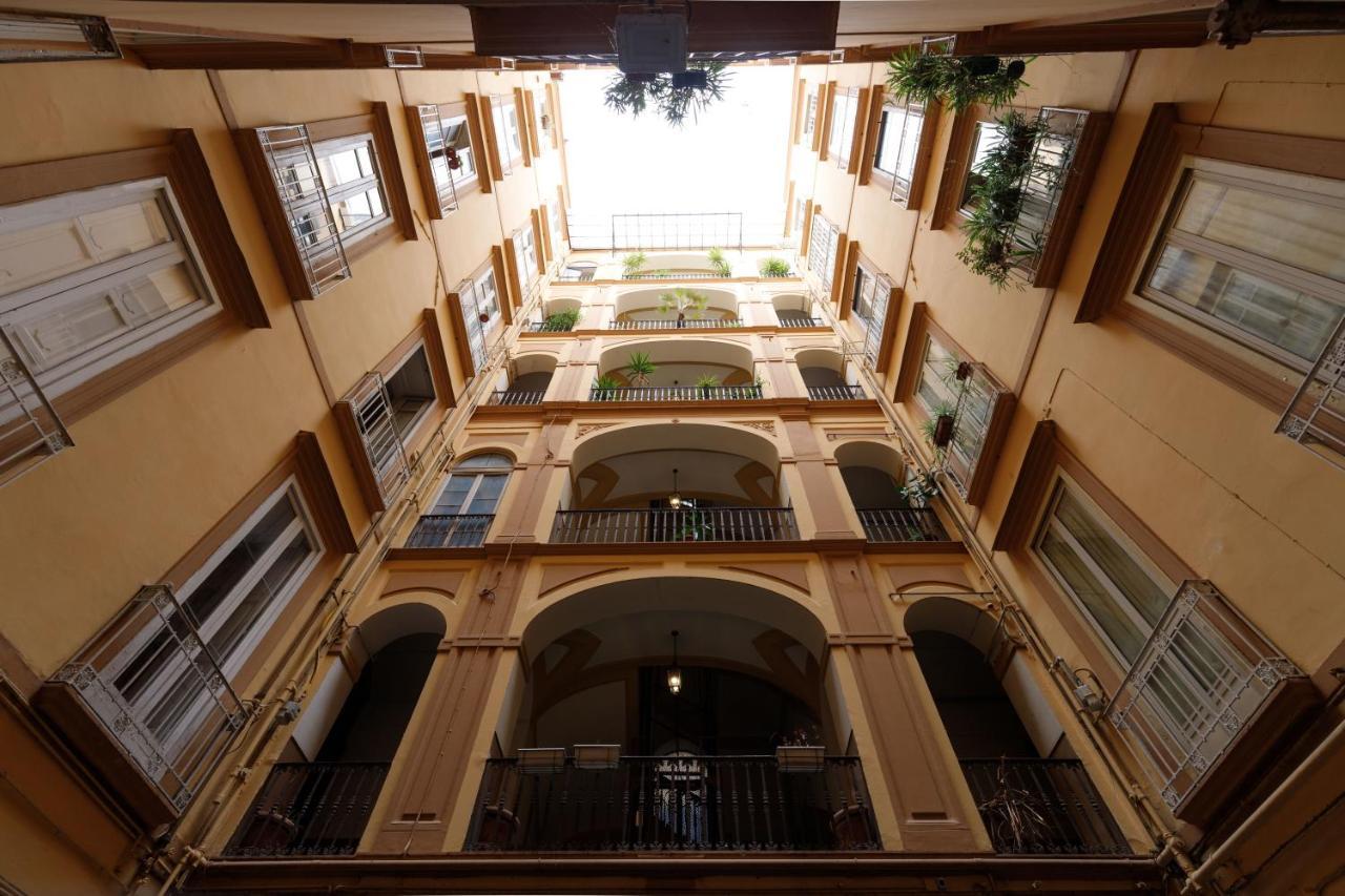 Duomo 77 - In The Heart Of The Historical Center By Elite Villas Neapel Exteriör bild